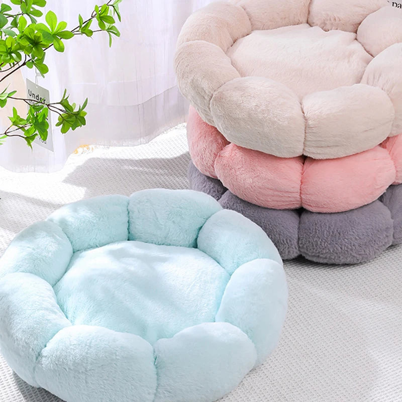 Cozy Cat Bed – Soft & Warm Plush Mat