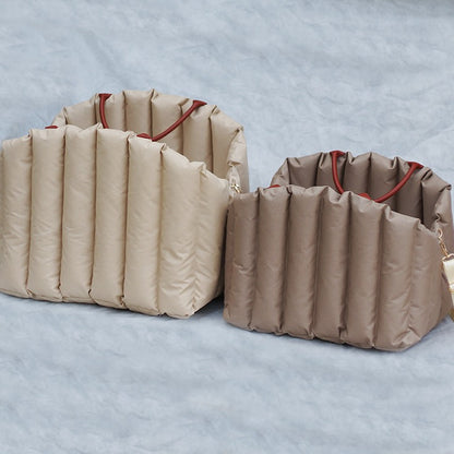 Cozy Cat Travel Nest – Dual Use Handbag & Bed