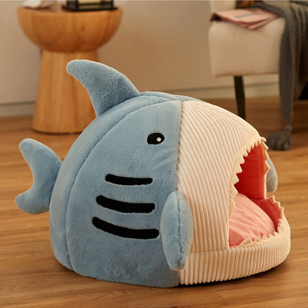 Cozy Shark Cat Bed – Warm Autumn & Winter Semi-Closed Nest with Mat