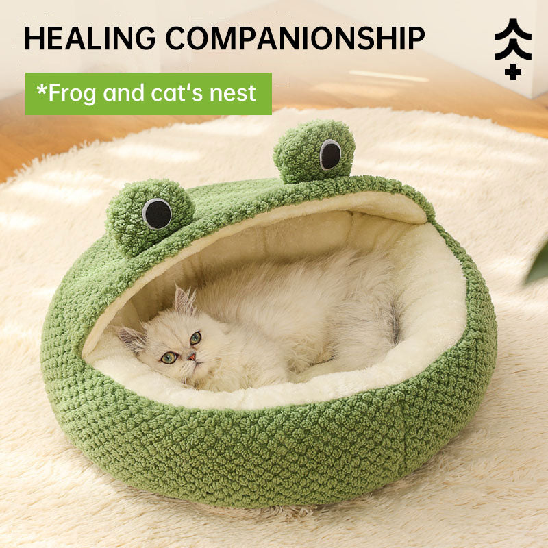 Cute Frog Cat Nest – Warm Plush Autumn & Winter Bed for Cats (<20 lbs)